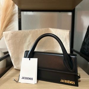 Black leather Jacquemus bag